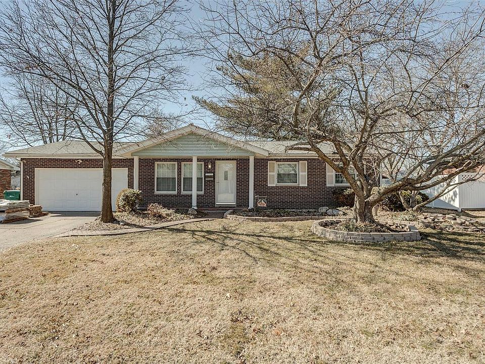 1st image of 3125 Mockingbird Ln
