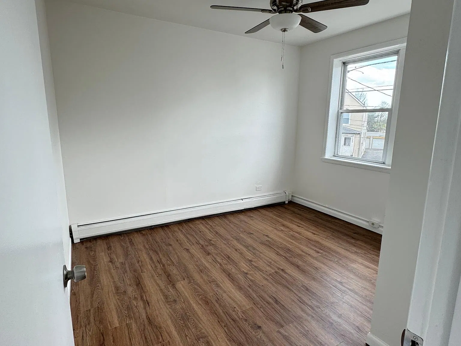 2 bed, 600 sqft, $2,200 — Photo 3