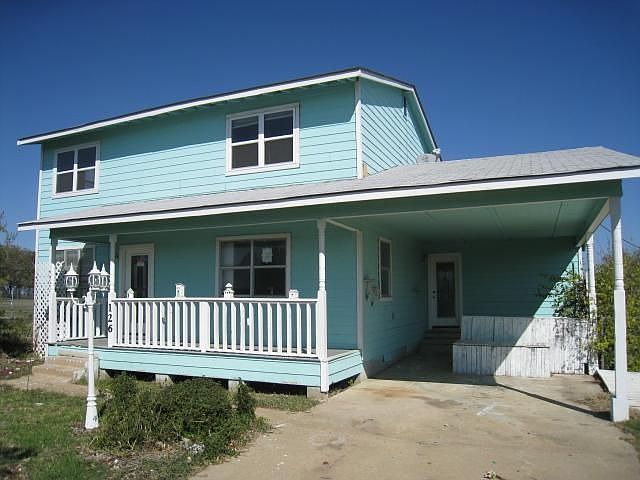 1st image of 126 Howland Ln