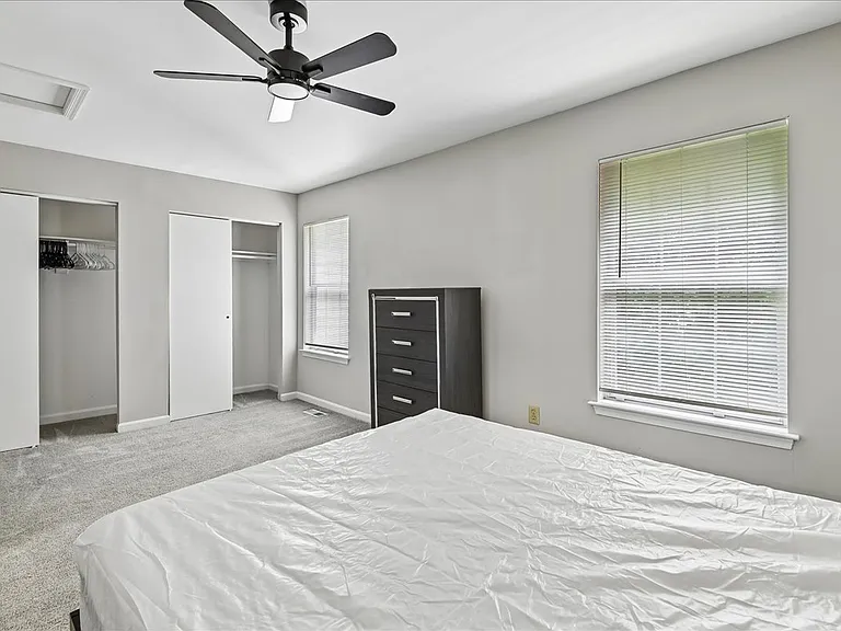 530 Mount Lubentia Ct E — Photo 21