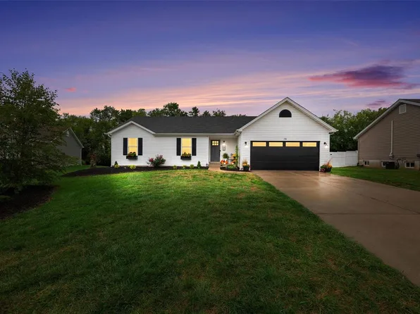 136 Sweetgum Dr, Troy, MO 63379