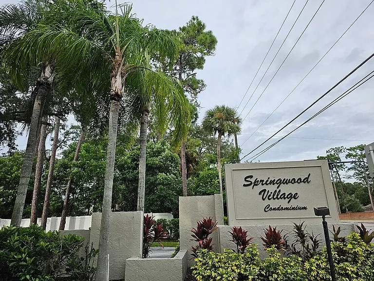 105 Springwood Cir #105-B — Photo 7