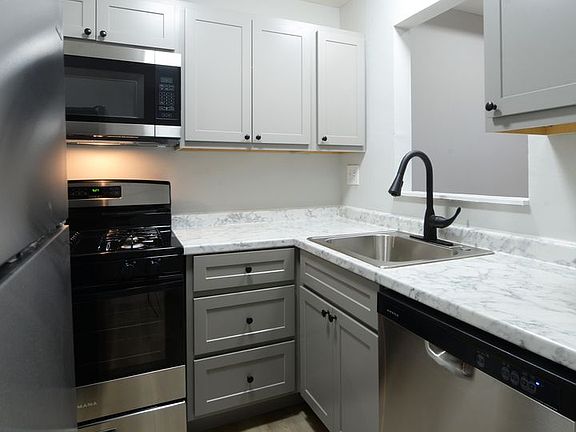 3rd image of 1804-1806 S 8th St #1806R-A