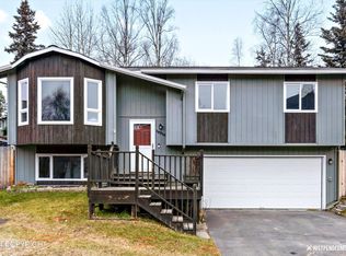 18215 Hidden Falls Ave, Eagle River, AK 99577