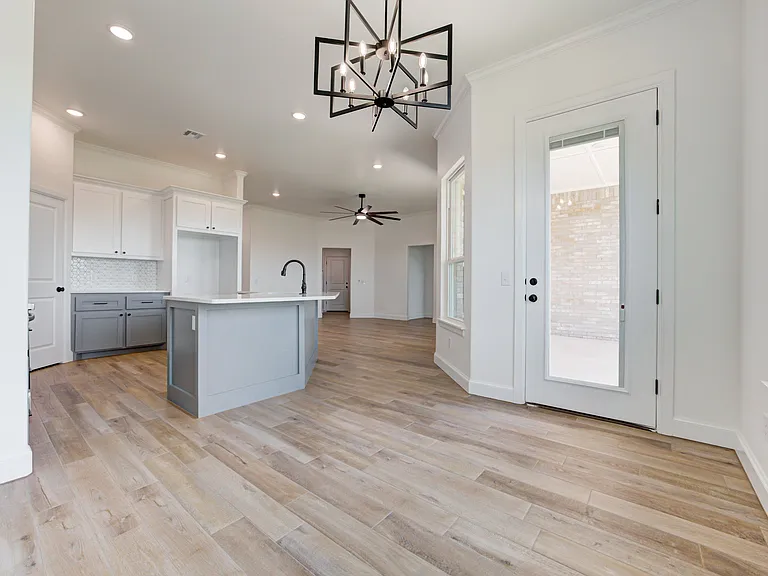 2712 Dunham Dr — Photo 14