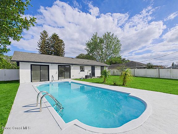 2nd image of 6990 Bryant Rd