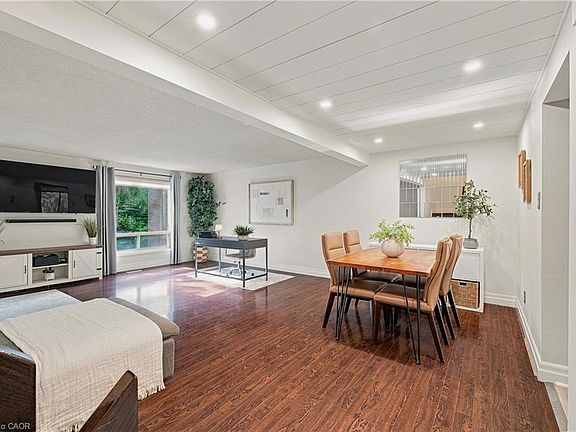 4th image of 220 Salisbury Ave #13