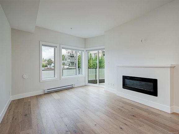 4th image of 7098 Wallace Dr #203