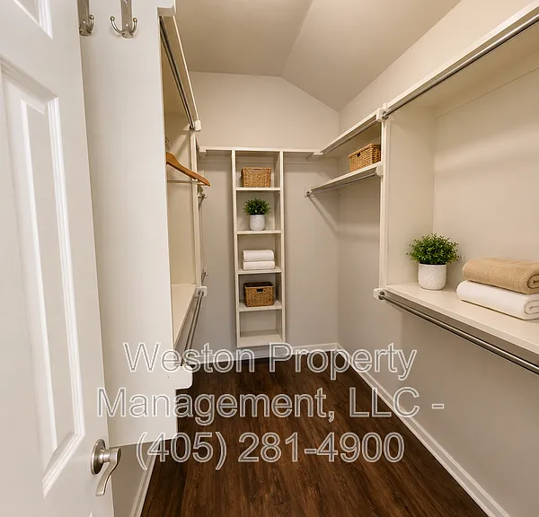 821 NW 120th Ter — Photo 13
