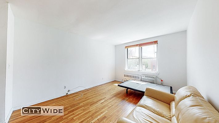 1st image of 1483 1st Ave #5E