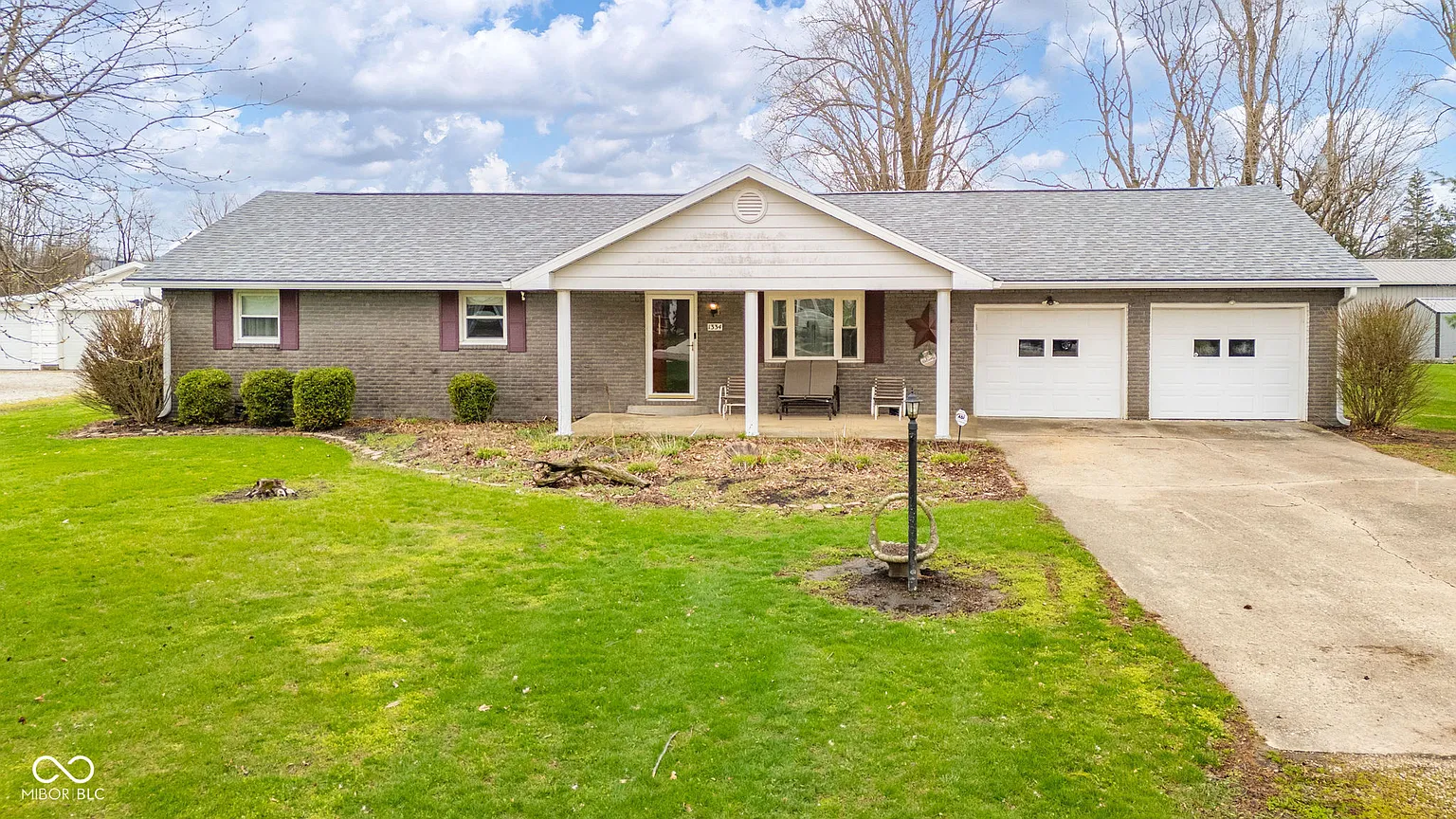 1334 S Onyx Ct photo 1