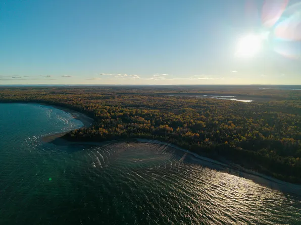 3 Wreck Rd, Alpena, MI 49707