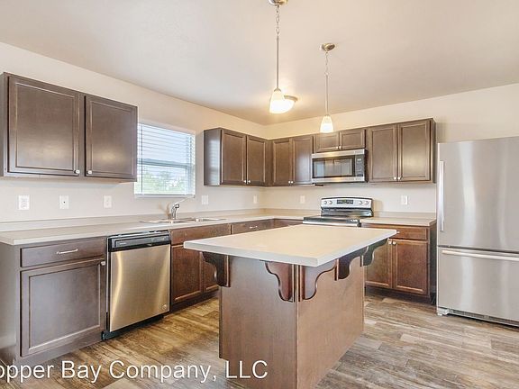 3rd image of 2680 Plover Dr SE
