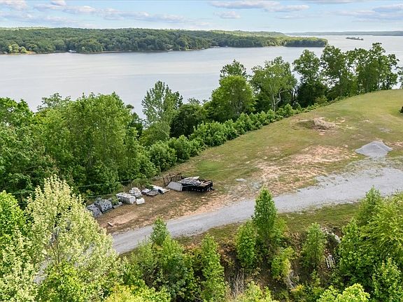2nd image of 0 Blacks Bluff Ln