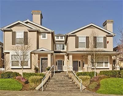 2nd image of 6225 189th Pl NE Unit 101