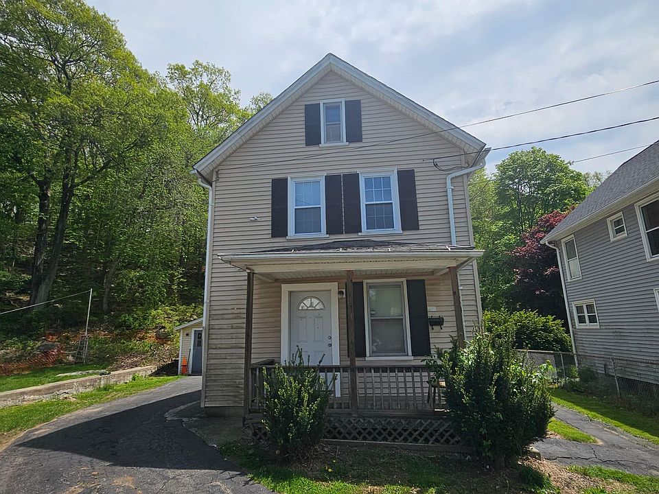 26 Smith St, Ansonia, CT 06401 Zillow