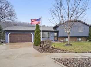 720 14th Ave N, Onalaska, WI 54650