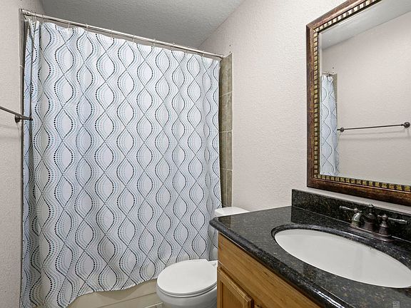 5th image of 10302 W Winston Ave APT 1