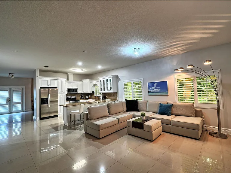 69 Bahama Ave — Photo 5
