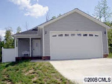 1st image of 118 Valerie Dr