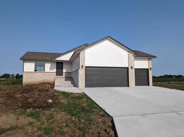 240 Summer Ct, Newton, KS 67114