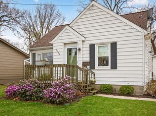 4008 67th St, Urbandale, IA 50322