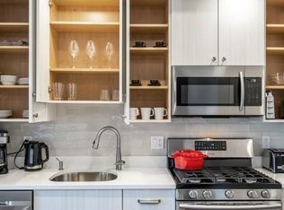 1 Everett St #535, Boston, MA 02128