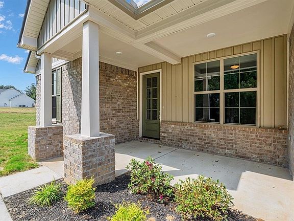2nd image of 467 Garland Dr Lot 3