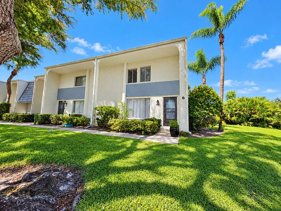 2938 Pine Cone Cir #46