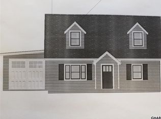 672 Fishburn Rd, Hershey, PA 17033