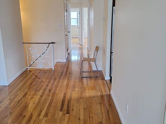 2nd image of 125-18 10ave Flushing Ny Fl College Poin