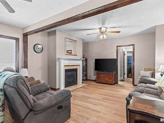4th image of 2036 N 7th St