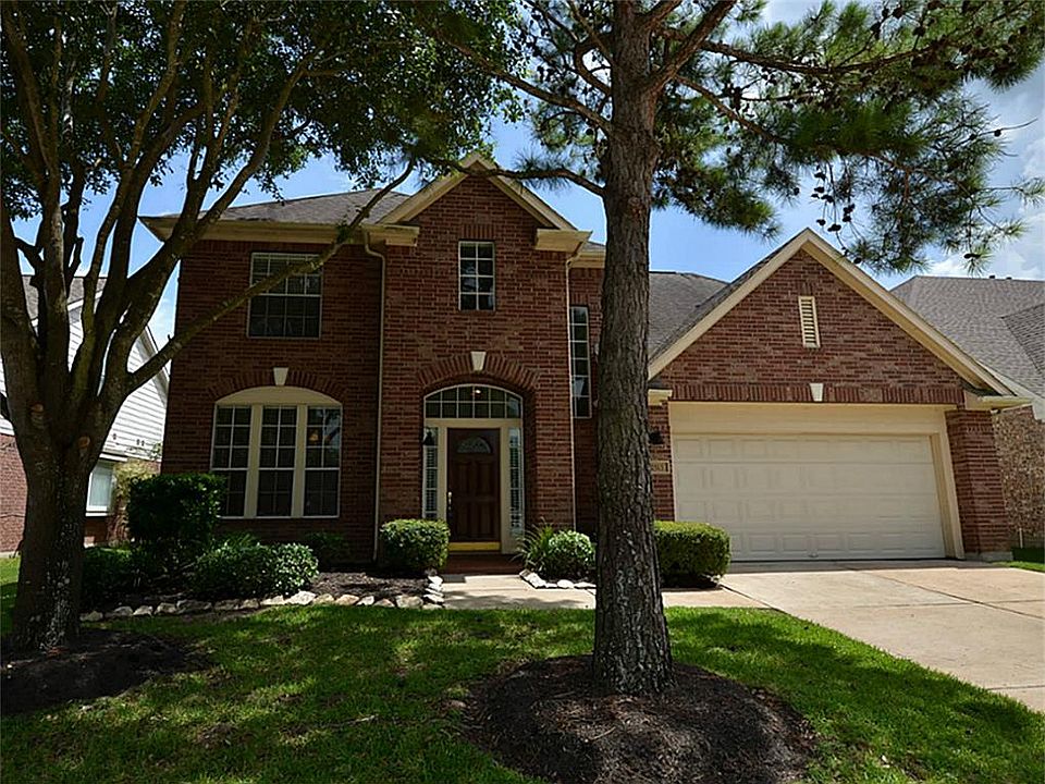 1st image of 22515 Parkvine Ln