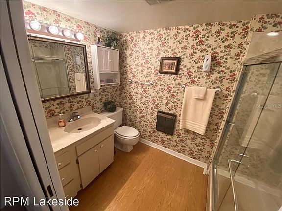 5th image of 689 Lake Howard Ave APT 221