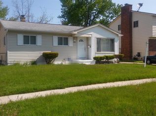 1302 Lillian Dr, Flint, MI 48505