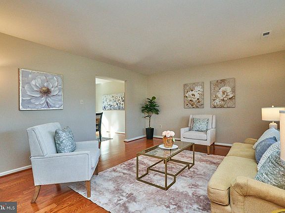 4th image of 3354 Rollingwood Dr