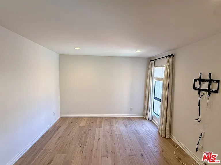 853 Larrabee St #6 — Photo 39