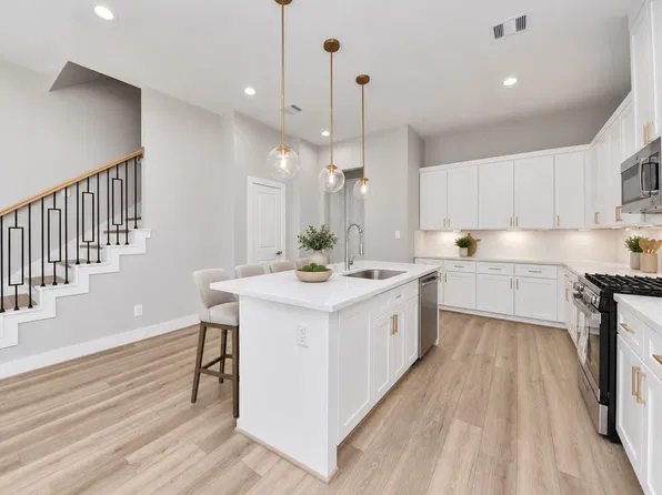 6411 Goforth St, Houston, TX 77021