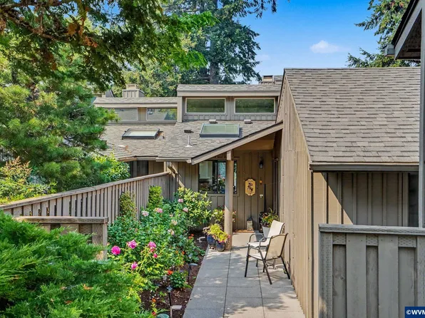 3451 Augusta National Dr S, Salem, OR 97302