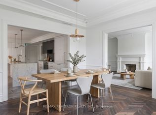 2 Clarendon Ave #201, Toronto, ON