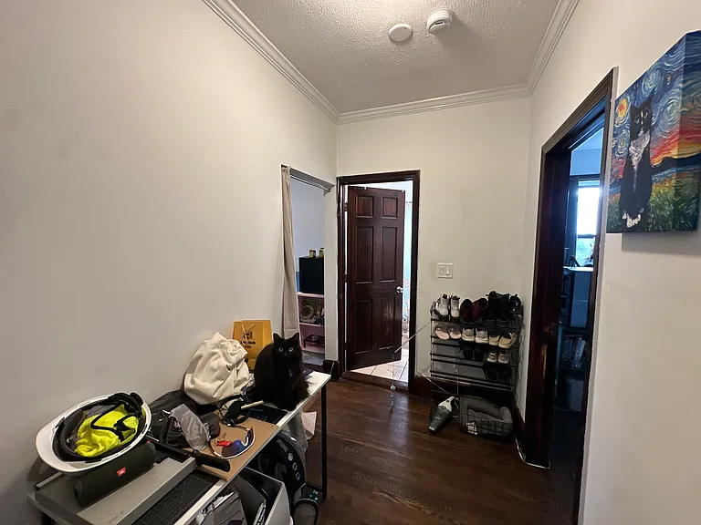 435 Walnut Ave #8 — Photo 6