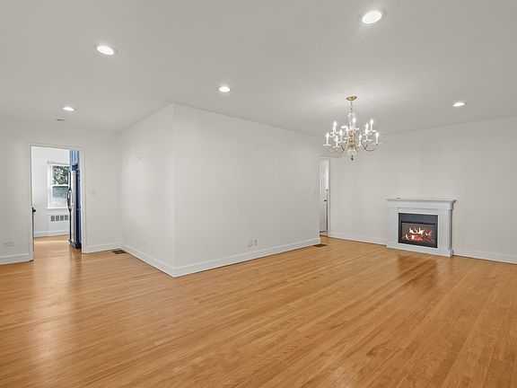 5th image of 184 Purchase St APT 1