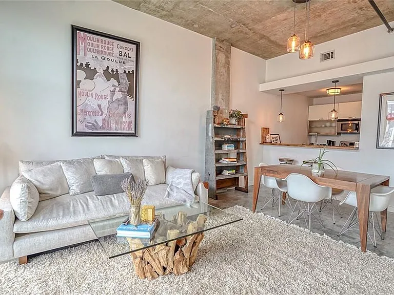 245 N Highland Ave NE #411 — Photo 16