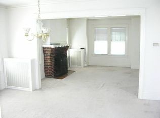 2 Bay State Rd, Worcester, MA 01606
