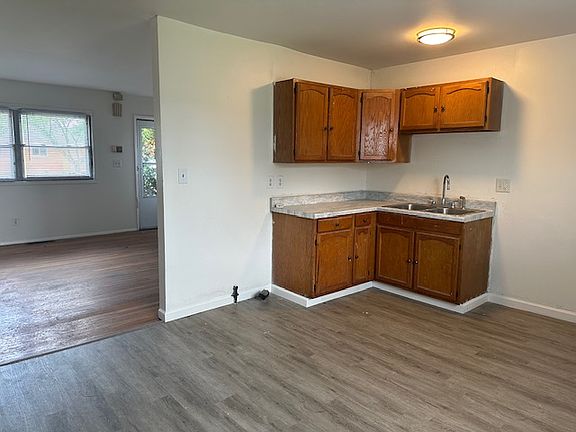 2nd image of 1867 Alvason Ave