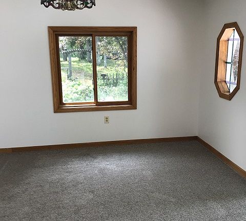 3rd image of 6614 Florence Dr