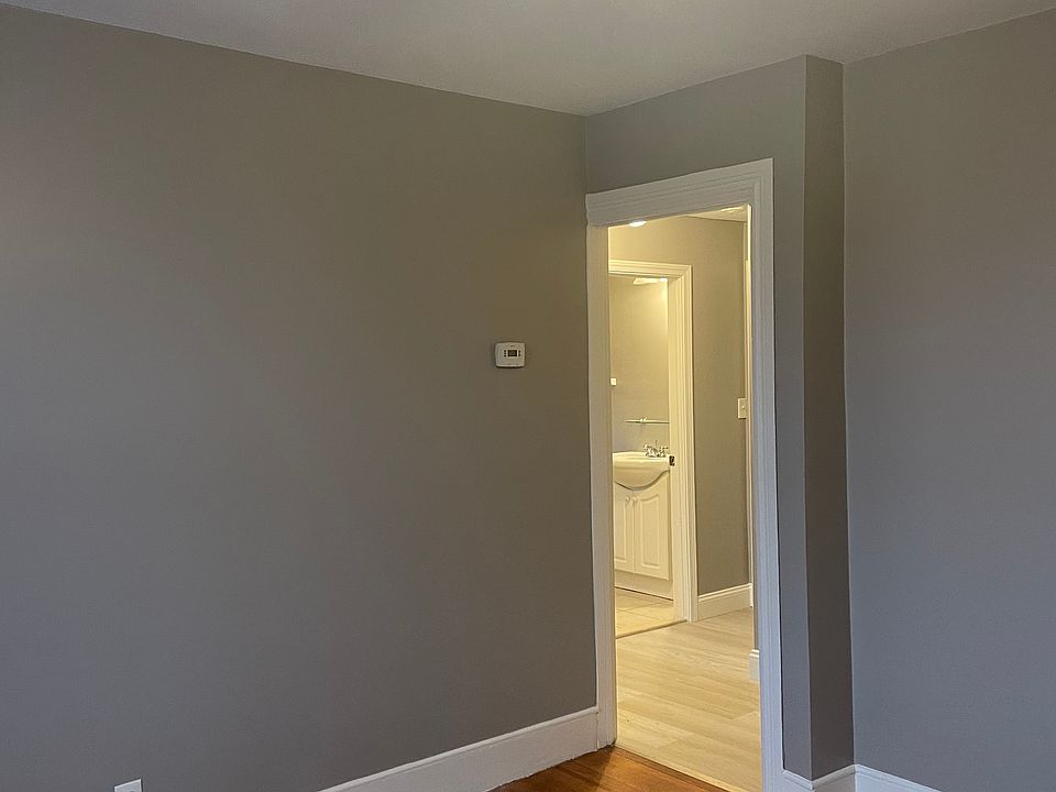 1st image of 345 Waterman Ave #1