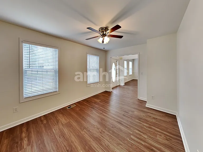 714 Ridgewood Way — Photo 7