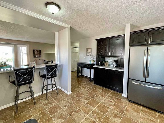 3rd image of 1837 10th Ave
