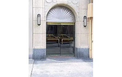 Rented by Manhattan Realty Group